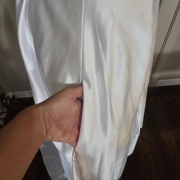 AMANDAS | NWOT White satin high low train wedding skirt size medium - Picture 5 of 8